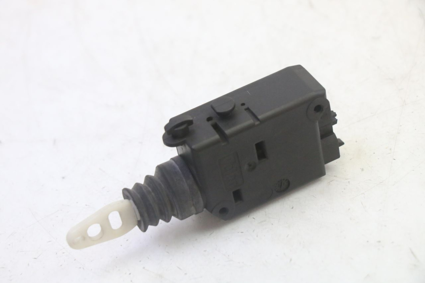 photo de MOTOR APERTURA BAÚL PEUGEOT SATELIS 125 (2010 - 2012) - Vista principal