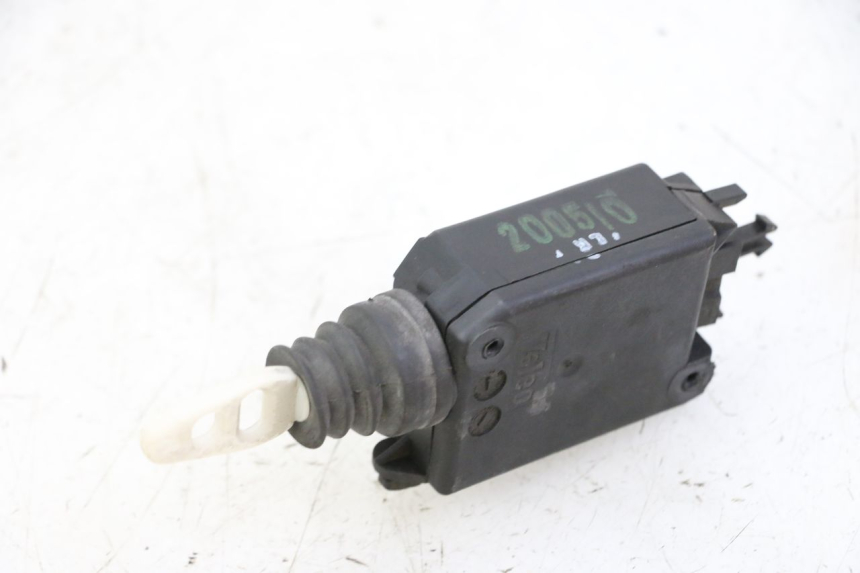 photo de MOTOR APERTURA BAÚL PEUGEOT SATELIS 125 (2006 - 2009) - Zoom estado de uso