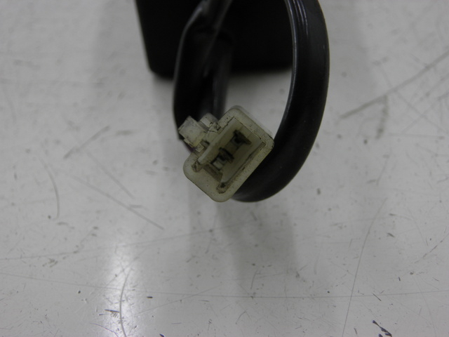 photo de CIERRE ASIENTO MOTOR SYM GTS 125 (2005 - 2008) - Otra perspectiva