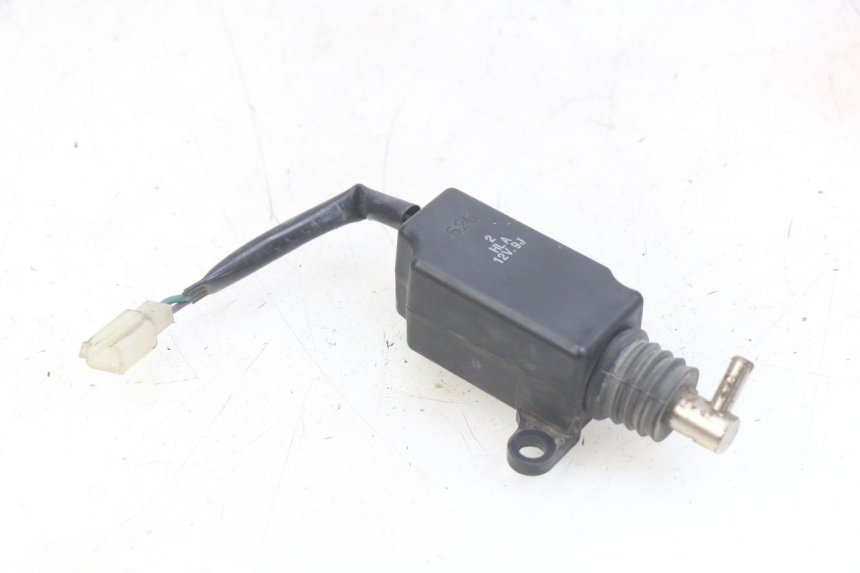 photo de MOTOR APERTURA BAÚL SYM SYMPHONY 125 (2009 - 2015) - Otra perspectiva