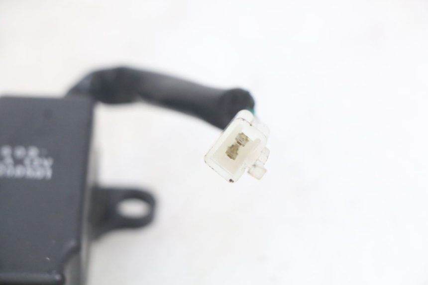 photo de MOTOR APERTURA BAÚL PEUGEOT TWEET 125 (2018 - 2021) - Detalle de la pieza