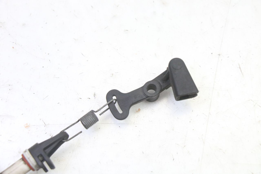 photo de MOTOR APERTURA BAÚL PIAGGIO X9 EVOLUTION 125 (2003 - 2007) - Primer plano técnico