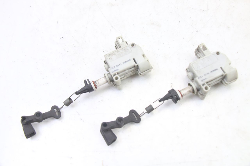 photo de CIERRE ASIENTO MOTOR PIAGGIO XEVO - X EVO 125 (2007 - 2017) - Vista principal