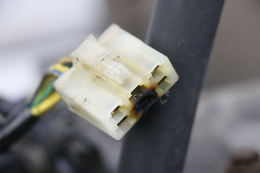 photo de MOTOR PEUGEOT ELYSTAR 125 (2002 - 2007) - Zoom estado de uso