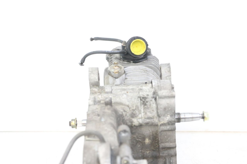 photo de MOTOR PEUGEOT VIVACITY 125 (2010 - 2017) - Detalles de los puntos de fijación