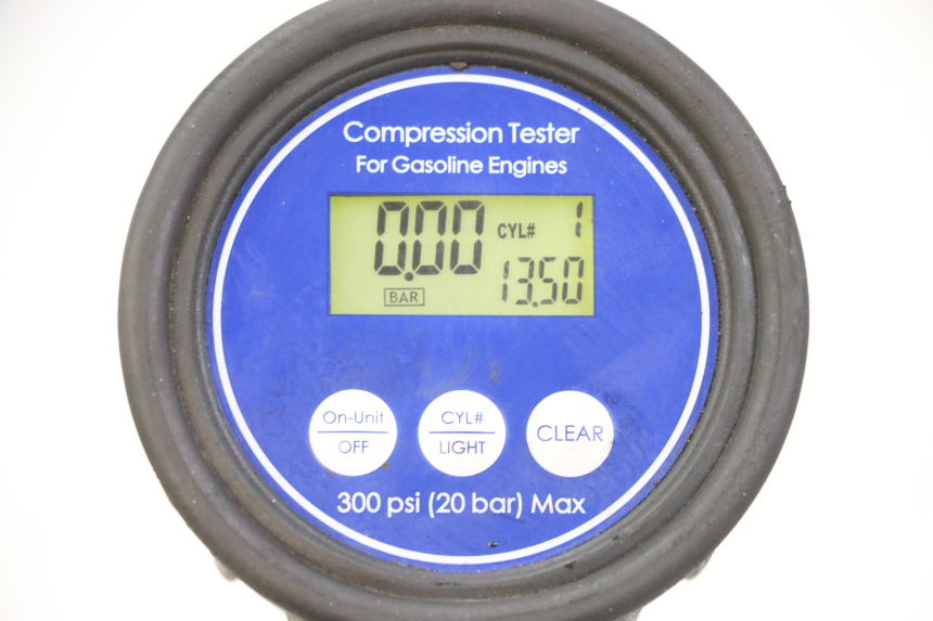 photo de MOTOR PIAGGIO BEVERLY 125 (1998 - 2005) - Enfoque en la estructura