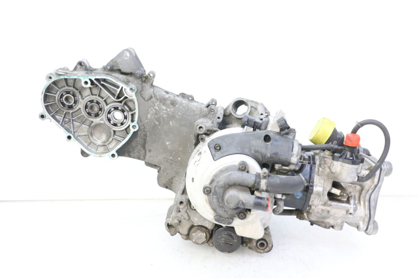 photo de MOTOR PIAGGIO VESPA GRANTURISMO 125 (2003 - 2007) - Inspección visual detallada