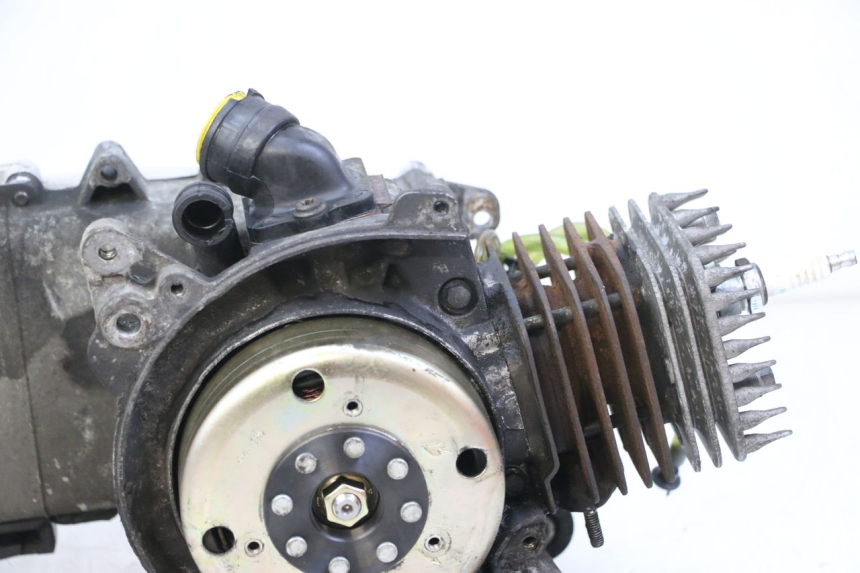 photo de MOTOR PIAGGIO VESPA LX 2T 50 (2005 - 2013) - Otra vista del artículo