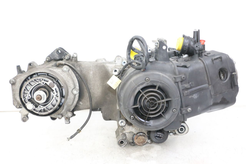 photo de MOTOR PIAGGIO VESPA LX IE 125 (2010 - 2012) - Inspección visual detallada