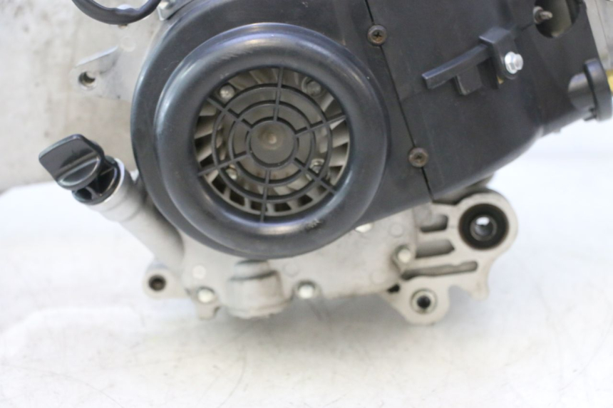 photo de MOTOR JM MOTORS R-MAX TECH 50 (2024 - 2026) - Primer plano de alta resolución