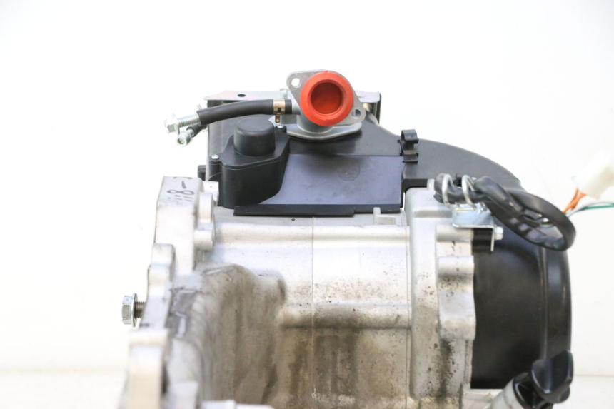 photo de MOTOR JM MOTORS R-MAX TECH 50 (2024 - 2026) - Marcados y referencias originales