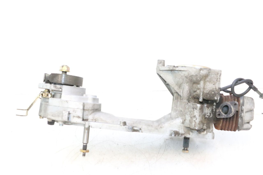 photo de MOTOR RIDE RACE GT 2T 50 (2012 - 2017) - Estado de la superficie y material