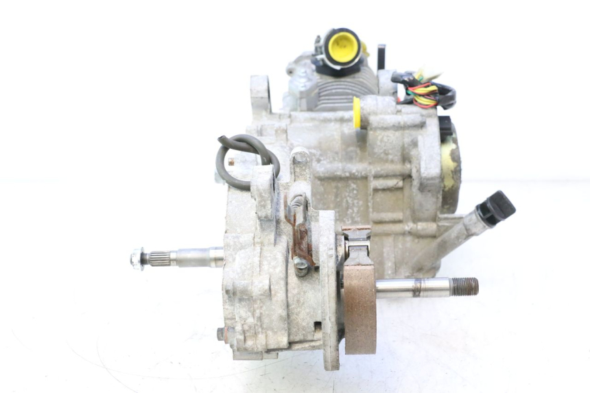 photo de MOTOR YIYING RETRO 125 (2008 - 2018) - Zoom sobre los componentes