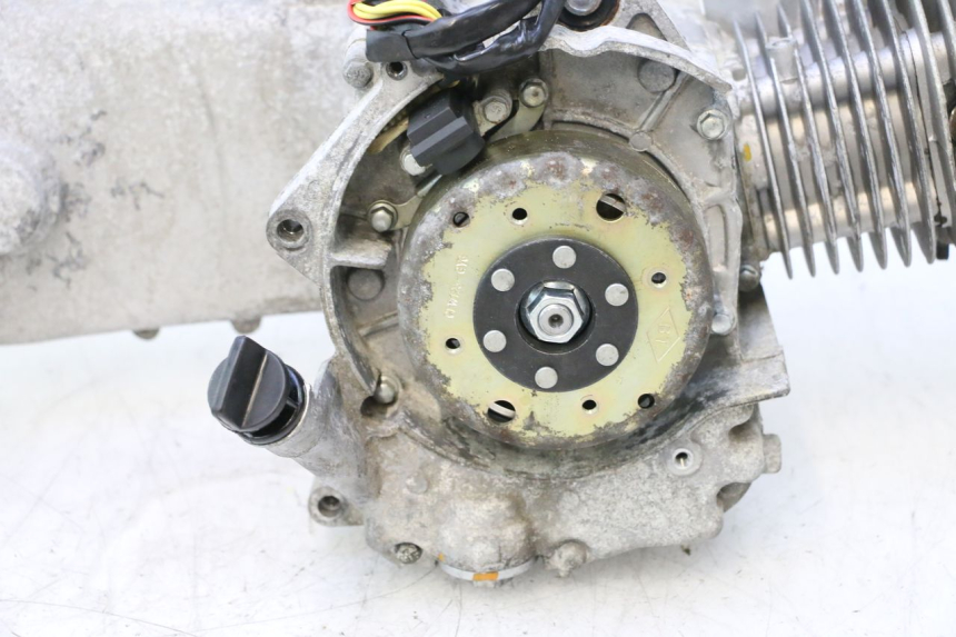 photo de MOTOR YIYING RETRO 125 (2008 - 2018) - Foto de producto adicional