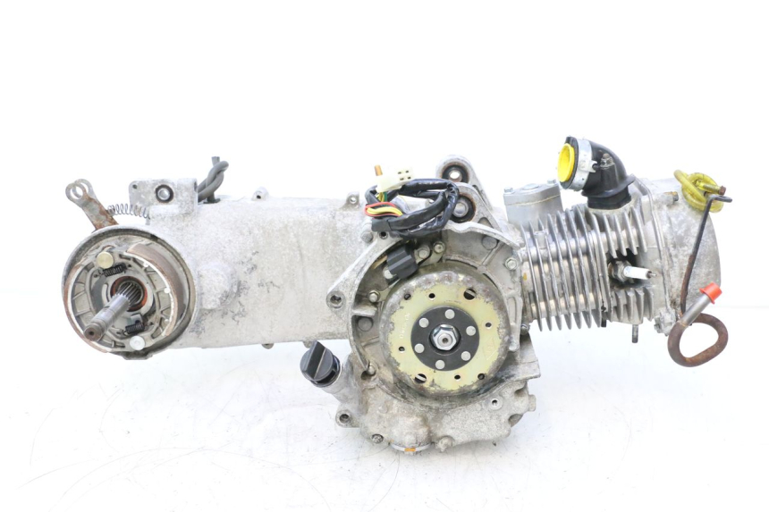 photo de MOTOR YIYING RETRO 125 (2008 - 2018) - Ángulo de visión alternativo
