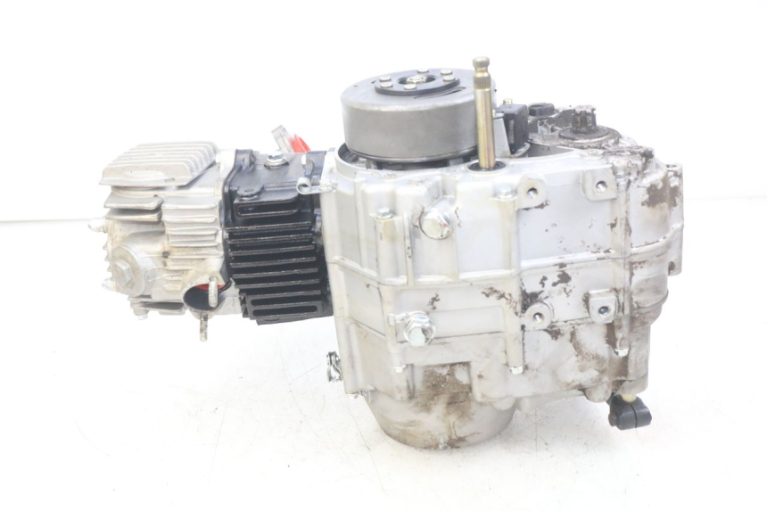 photo de MOTOR APOLLO RFZ 125 - Zoom estado de uso