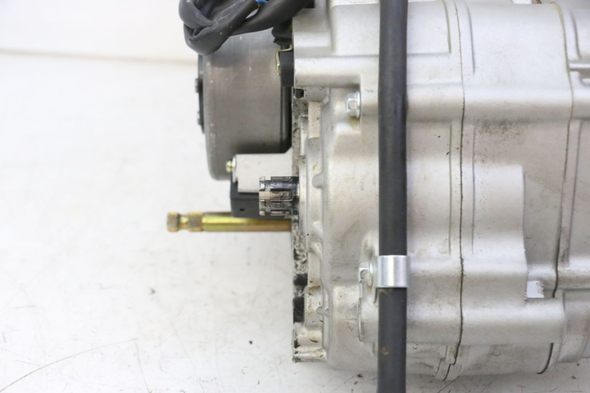 photo de MOTOR APOLLO RFZ 125 - Características distintivas