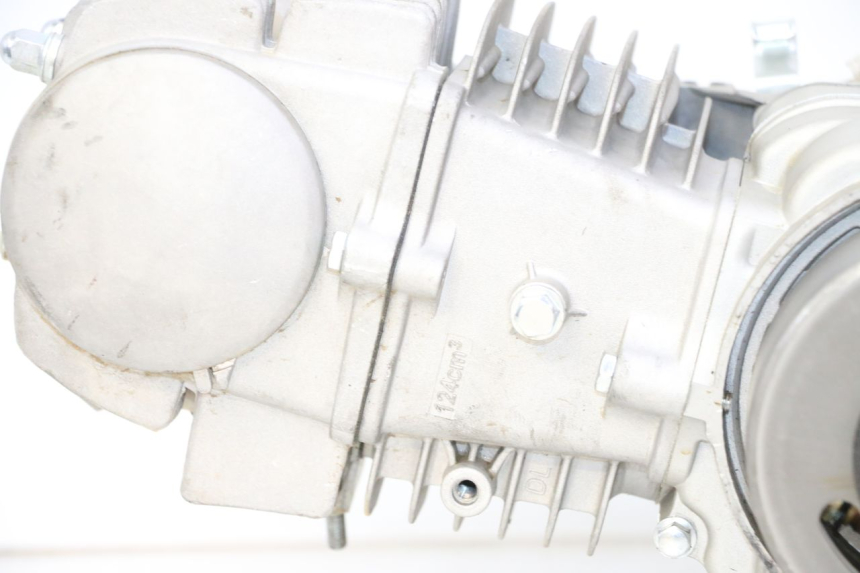 photo de MOTOR APOLLO RFZ 125 - Zoom calidad de ocasión