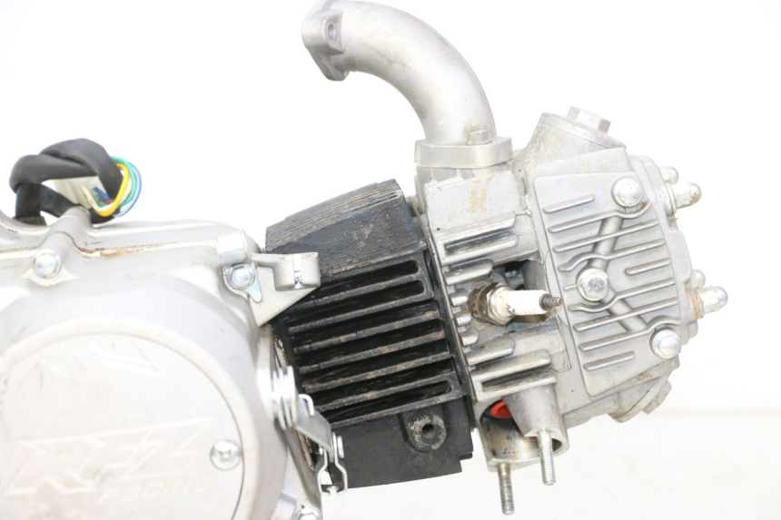 photo de MOTOR APOLLO RFZ 125 - Marcados y referencias originales
