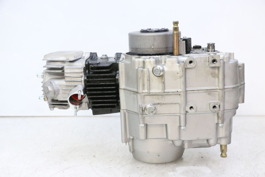 photo de MOTOR APOLLO RFZ 125 - Detalle de la pieza