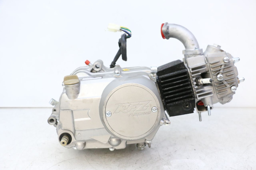 photo de MOTOR APOLLO RFZ 125 - Marcados y referencias originales