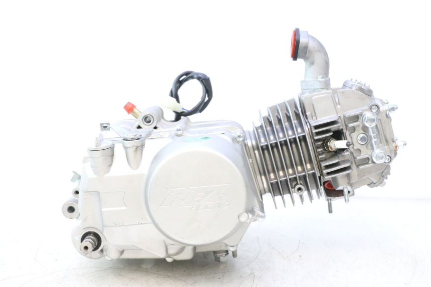 photo de MOTOR APOLLO RFZ 150 - Otra vista del artículo