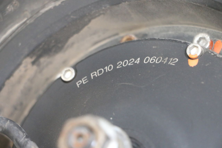 photo de MOTOR PUNK ELECTRIC RIDER 1 - Detalles de los puntos de fijación