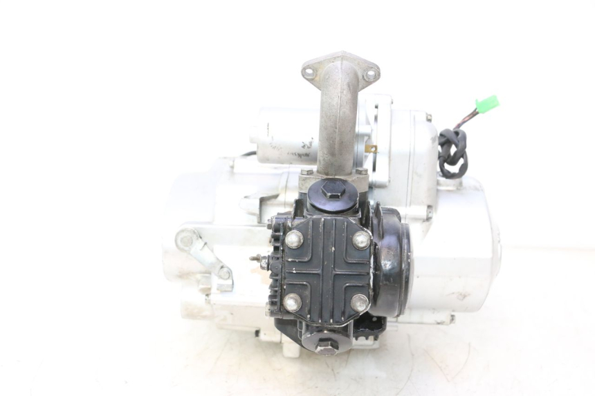 photo de MOTOR YAMASAKI ROADSTER 50 (2013 - 2018) - Marcados y referencias originales