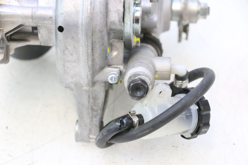 photo de MOTOR ROLL LOCK PIAGGIO MP3 HPE 530 (2022 - 2026) - Recambio usado revisado
