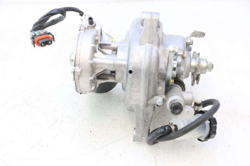 photo de MOTOR ROLL LOCK PIAGGIO MP3 HPE 530 (2022 - 2026) - Marcados y referencias originales