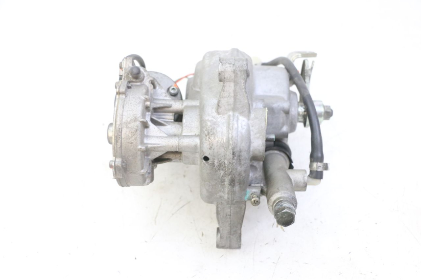 photo de MOTOR ROLL LOCK PIAGGIO MP3 LT 300 (2010 - 2016) - Detalles de los puntos de fijación