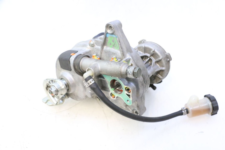 photo de MOTOR ROLL LOCK PIAGGIO MP3 LT 300 (2010 - 2016) - Primer plano técnico