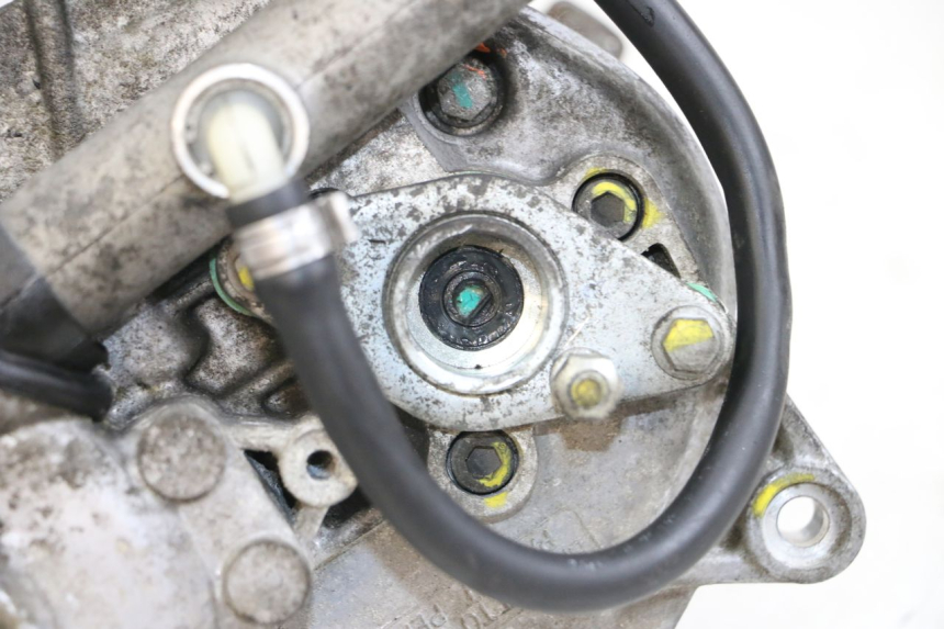 photo de MOTOR ROLL LOCK PIAGGIO MP3 500 (2011 - 2015) - Características distintivas