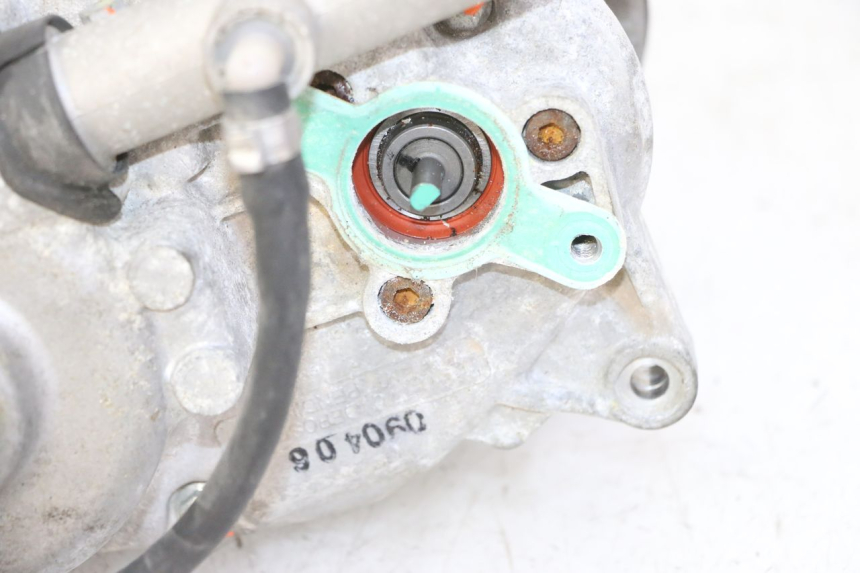 photo de MOTOR DE BLOQUEO DE RODILLO PIAGGIO MP3 RL 250 (2006 - 2010) - Características distintivas