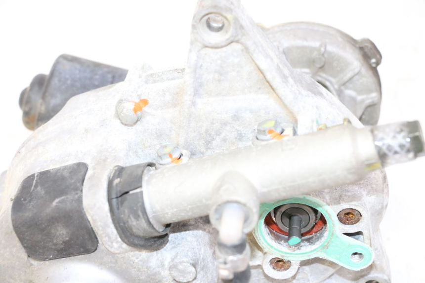 photo de MOTOR DE BLOQUEO DE RODILLO PIAGGIO MP3 RL 250 (2006 - 2010) - Marcados y referencias originales