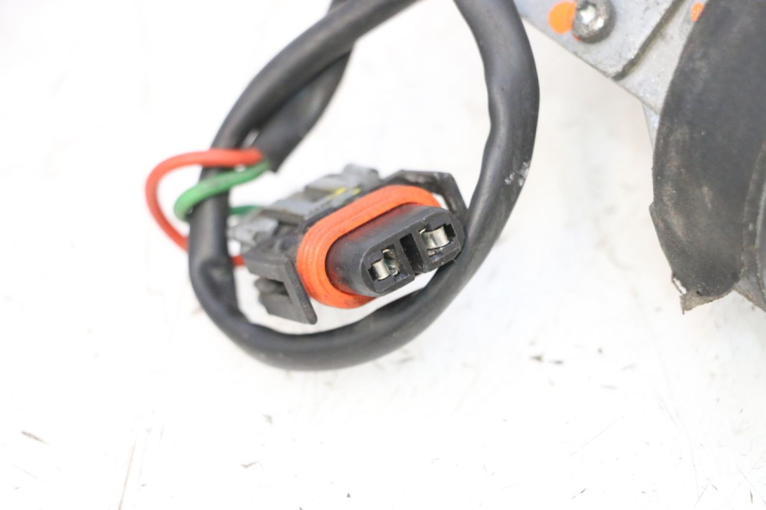 photo de MOTOR DE BLOQUEO DE RODILLO PIAGGIO MP3 RL 250 (2006 - 2010) - Vista general del producto