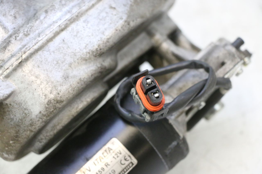 photo de MOTOR ROLL LOCK PIAGGIO MP3 500 (2011 - 2015) - Detalles de los puntos de fijación