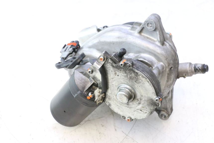 photo de MOTOR ROLL LOCK PIAGGIO MP3 500 (2016 - 2018) - Características distintivas