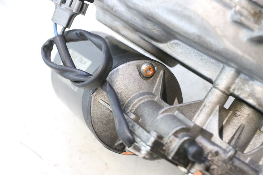 photo de MOTOR ROLL LOCK PIAGGIO MP3 500 (2016 - 2018) - Zoom sobre los componentes