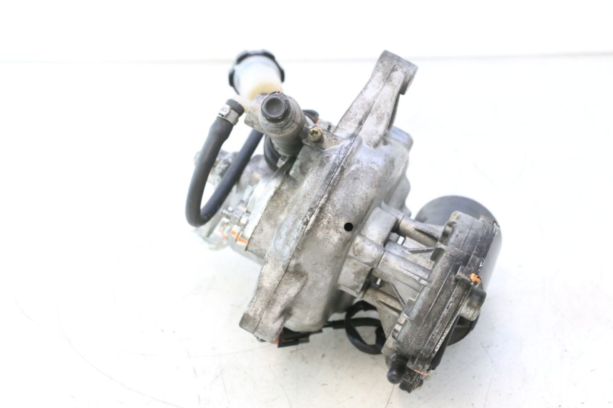 photo de MOTOR ROLL LOCK PIAGGIO MP3 500 (2016 - 2018) - Zoom estado de uso
