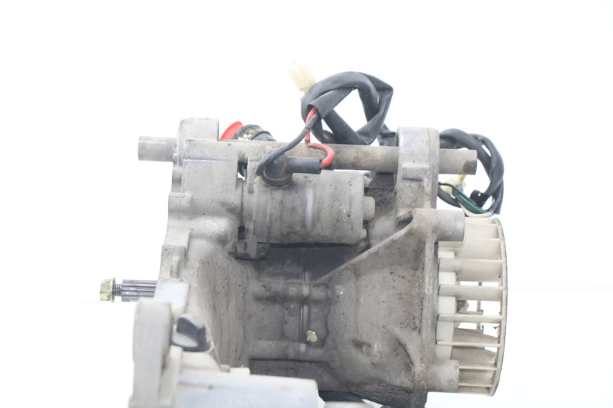 photo de MOTOR TNT MOTOR ROMA 10' 2T 50 (2011 - 2018) - Detalles de los puntos de fijación