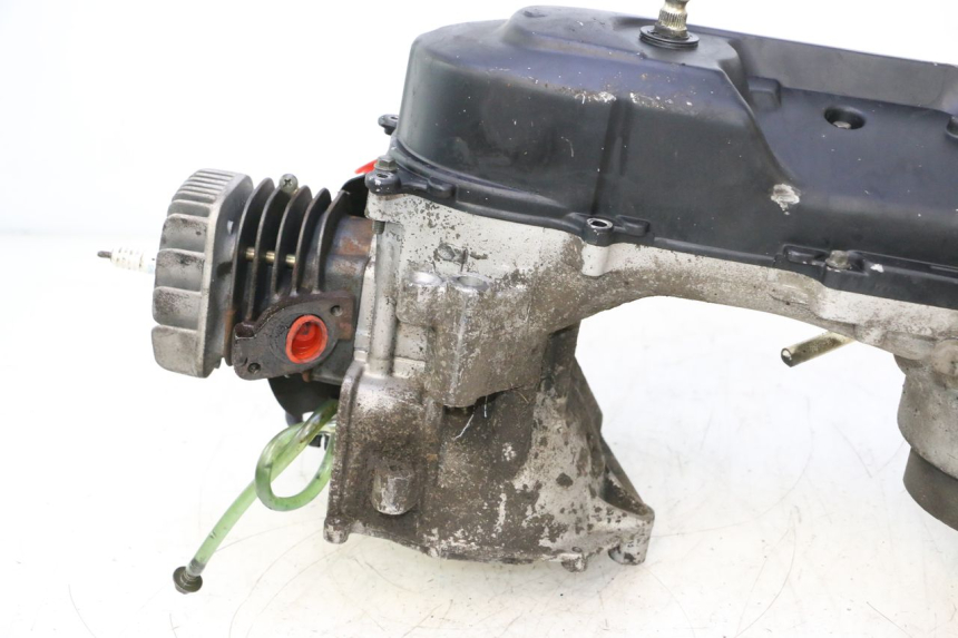 photo de MOTOR TNT MOTOR ROMA 10' 2T 50 (2011 - 2018) - Detalles de los puntos de fijación