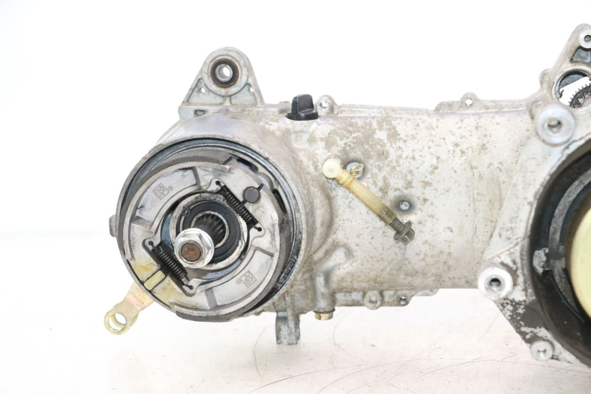 photo de MOTOR TNT MOTOR ROMA 10' 2T 50 (2011 - 2018) - Zoom sobre los componentes