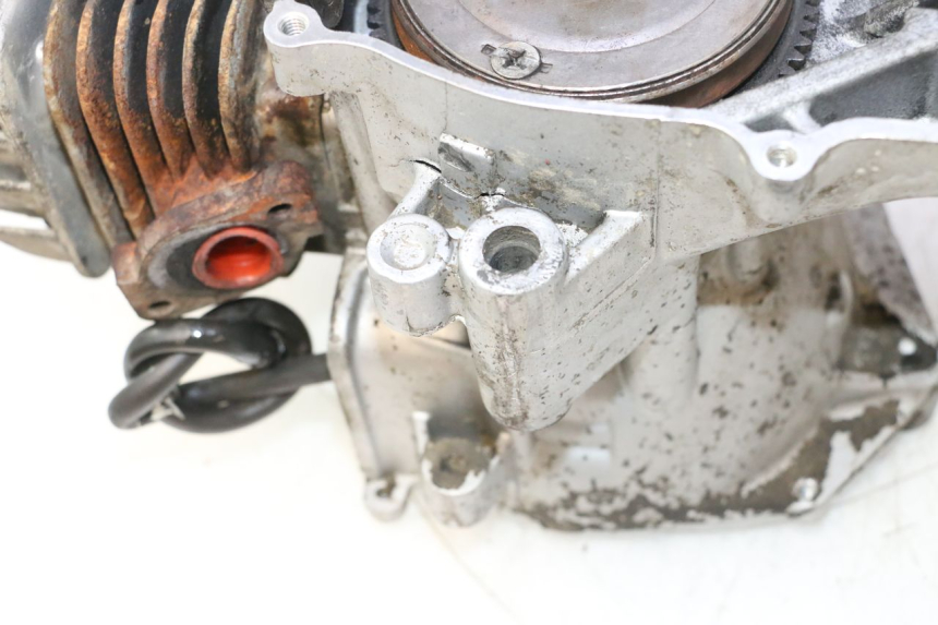 photo de MOTOR TNT MOTOR ROMA 10' 2T 50 (2011 - 2018) - Estado de la superficie y material