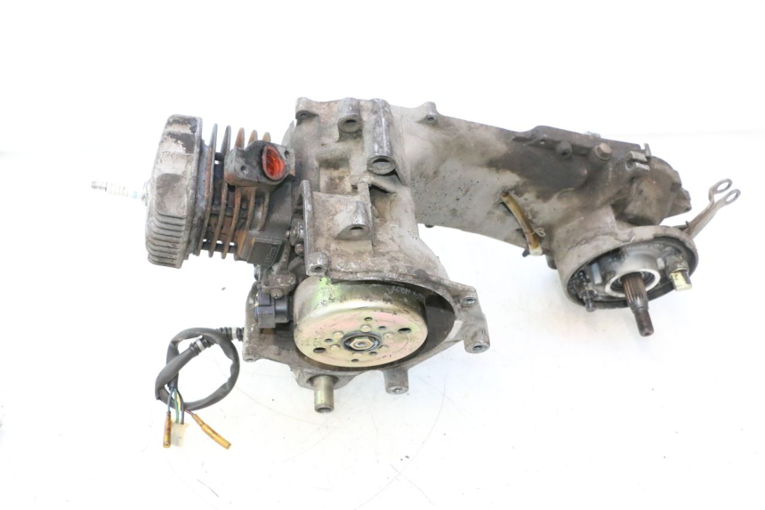 photo de MOTOR TNT MOTOR ROMA 10' 2T 50 (2011 - 2018) - Otra perspectiva