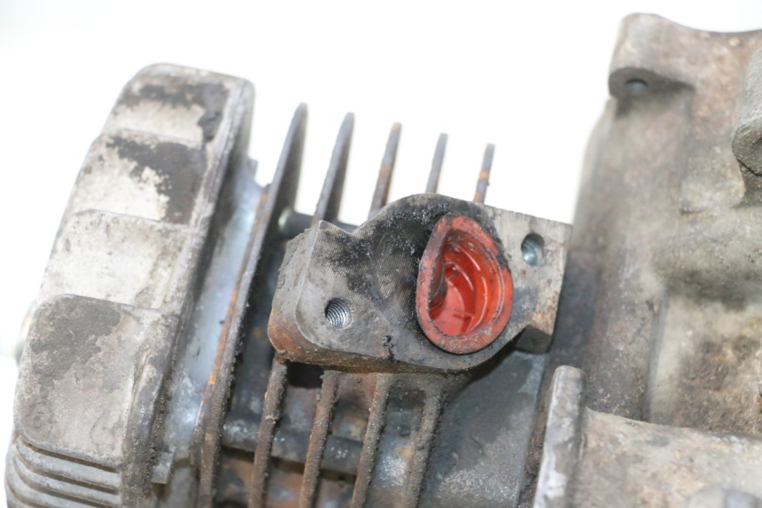 photo de MOTOR TNT MOTOR ROMA 10' 2T 50 (2011 - 2018) - Detalles de los puntos de fijación