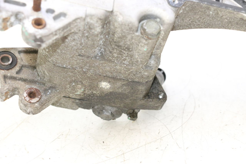 photo de MOTOR TNT MOTOR ROMA 10' 4T 50 (2007 - 2018) - Detalles de los puntos de fijación