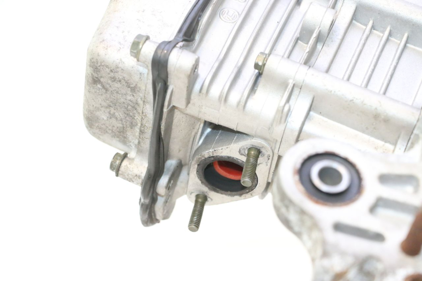 photo de MOTOR TNT MOTOR ROMA 10' 4T 50 (2007 - 2018) - Estado de la superficie y material