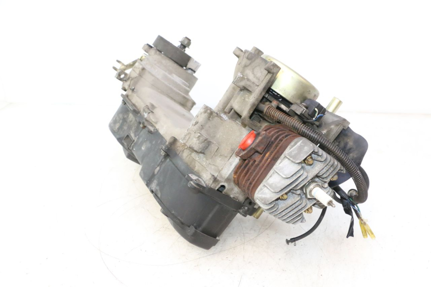 photo de MOTOR TNT MOTOR ROMA 12' 2T 50 (2007 - 2018) - Detalles de los puntos de fijación