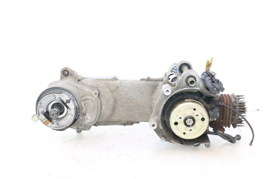photo de MOTOR TNT MOTOR ROMA 12' 2T 50 (2007 - 2018) - Zoom sobre los componentes